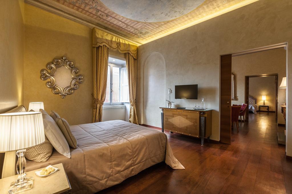 Prestigious Apartment Piazza Navona โรม ภายนอก รูปภาพ