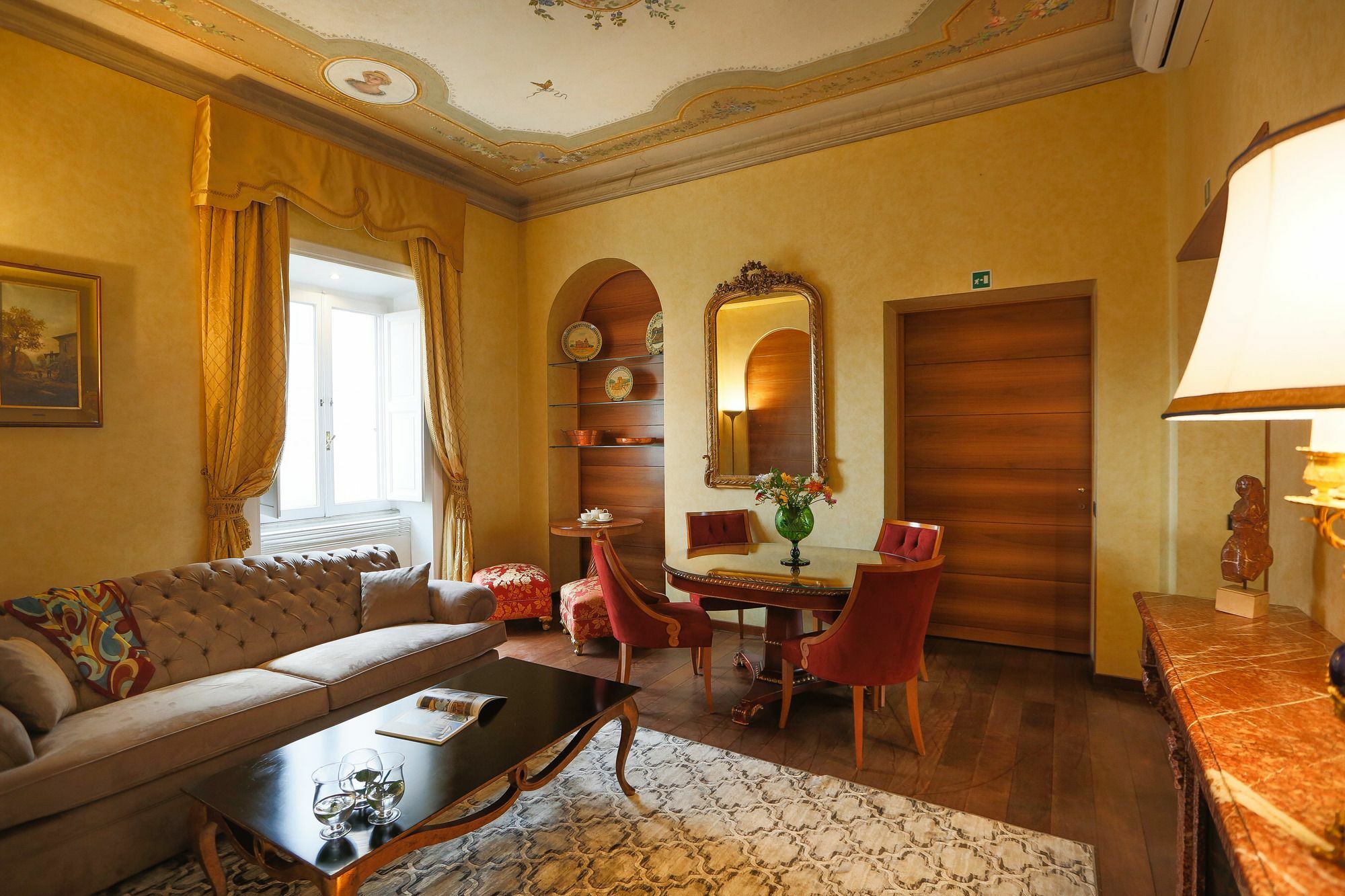 Prestigious Apartment Piazza Navona โรม ภายนอก รูปภาพ