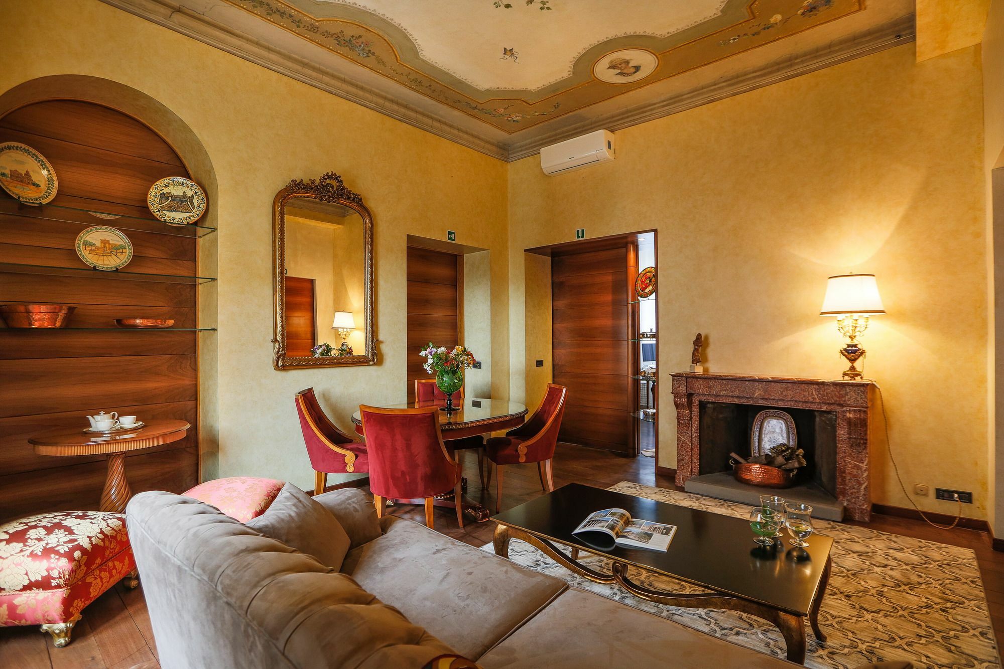 Prestigious Apartment Piazza Navona โรม ภายนอก รูปภาพ