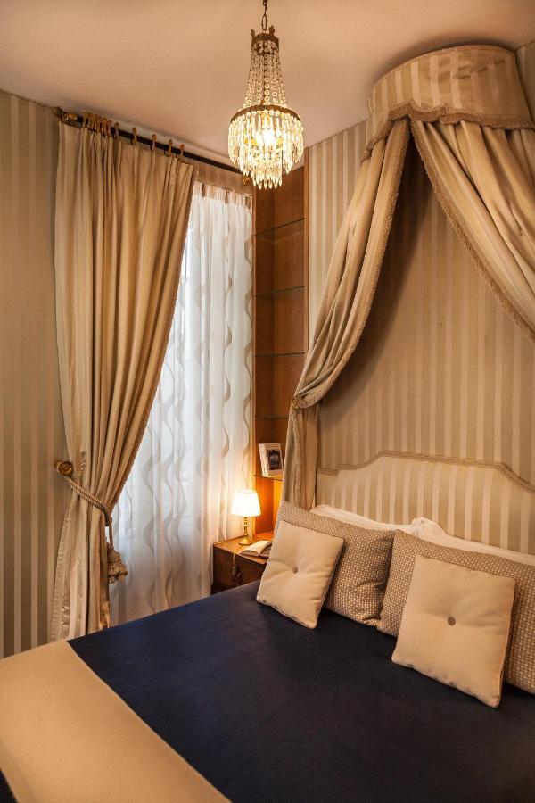 Prestigious Apartment Piazza Navona โรม ภายนอก รูปภาพ